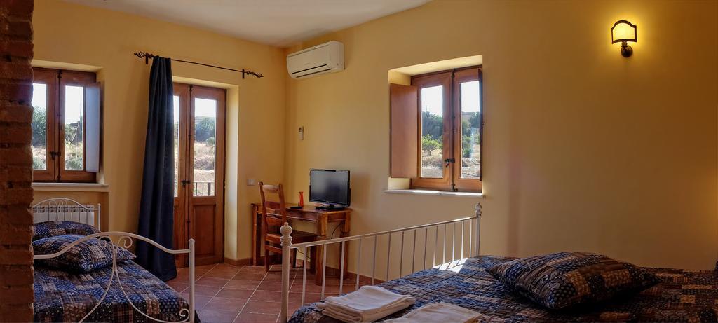 Agriturismo Passo Dei Briganti Agrigento Room photo